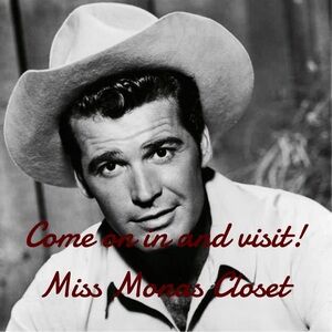 James Garner wasn’t he a just a doll!